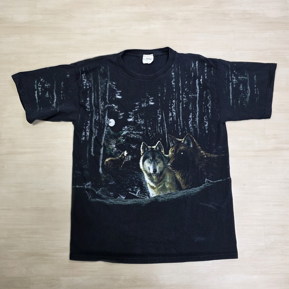 Vintage Artisans Wolf Moon Trees Wolves AOP Double Sided Size‎ Large